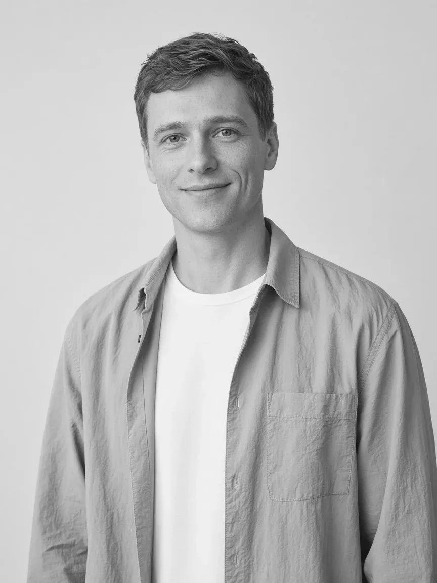 Portrait of Tom Ashworth